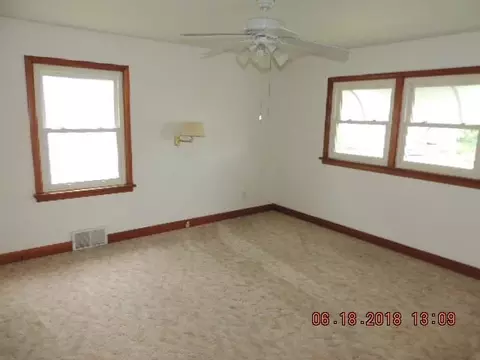 120 E 3rd Ave, Stanley, WI 54768 photo 5