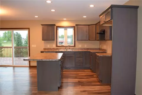 382 Jackson Ave E, Fall Creek, WI 54742 photo 6
