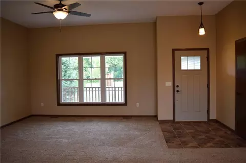 382 Jackson Ave E, Fall Creek, WI 54742 photo 3