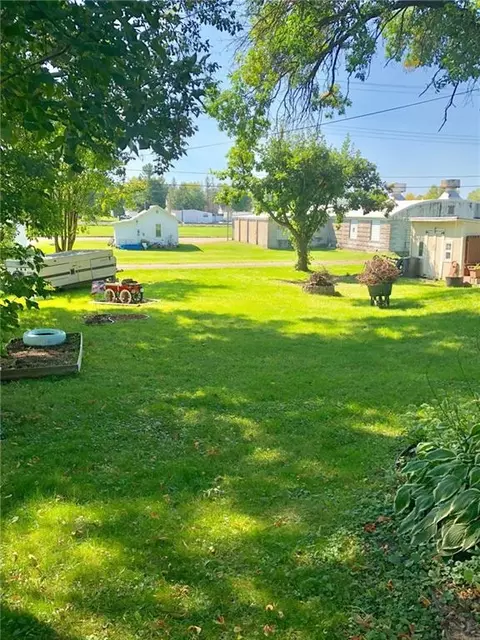 224 E 2nd Ave, Stanley, WI 54768 photo 4