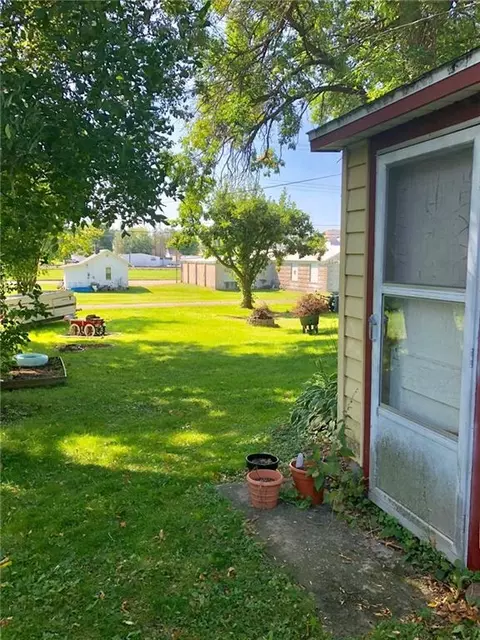 224 E 2nd Ave, Stanley, WI 54768 photo 3