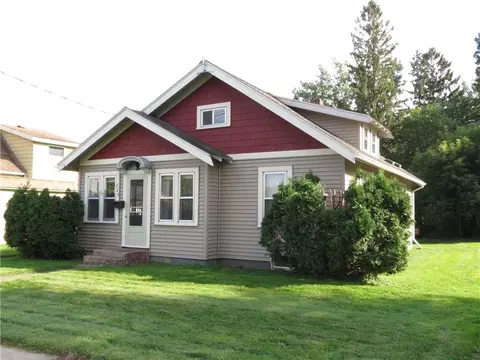 220 E Monroe Ave, Barron, WI 54812 photo 2