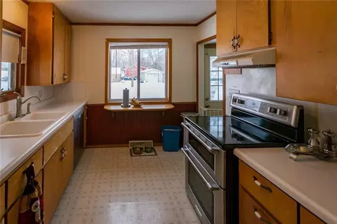 121 1st Ave, Shell Lake, WI 54871 photo 9