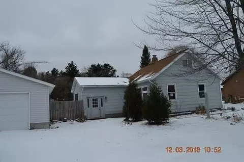 917 Scribner St, Spooner, WI 54801 photo 1