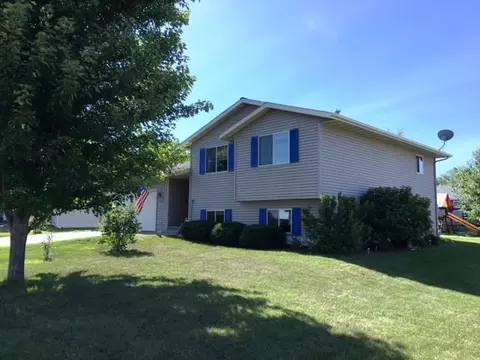 1390 Summit St, Baldwin, WI 54002 photo 2