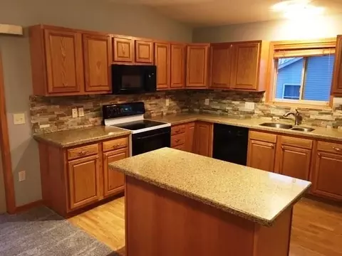 1390 Summit St, Baldwin, WI 54002 photo 8