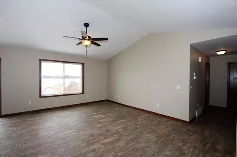 11337 39th Ave, Chippewa Falls, WI 54729 photo 4