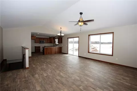 11337 39th Ave, Chippewa Falls, WI 54729 photo 3