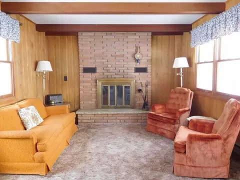 11649 Pearson Ln, Luck, WI 54853 photo 2