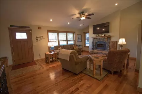 6682 210th St, Cadott, WI 54727 photo 10