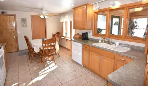 216 E Poplar Ave, Cameron, WI 54822 photo 4