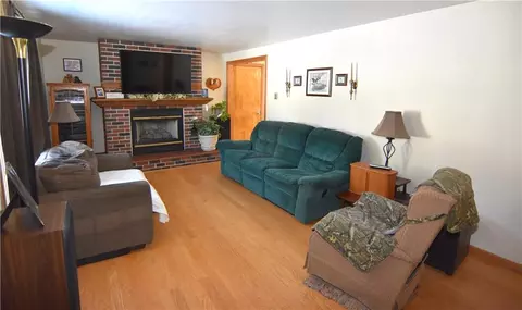 216 E Poplar Ave, Cameron, WI 54822 photo 7