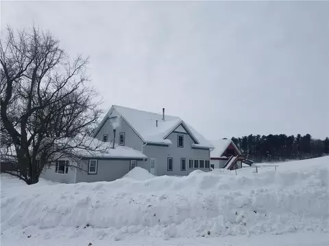 s8820 Bartig Road, Augusta, WI 54722 photo 1