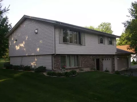 601 Squire Dr, Cornell, WI 54732 photo 2