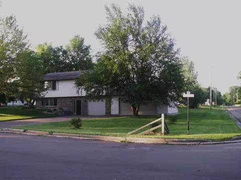 601 Squire Dr, Cornell, WI 54732 photo 3