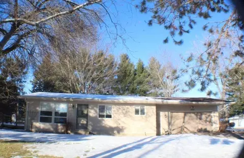 4404 E Hamilton Ave, Eau Claire, WI 54701 photo 1