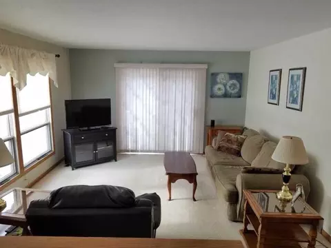 4404 E Hamilton Ave, Eau Claire, WI 54701 photo 3