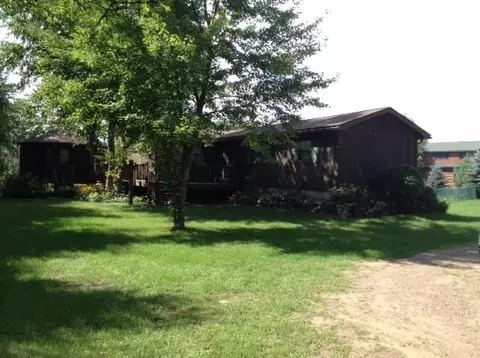 719 E Lake Dr, Shell Lake, WI 54871 photo 2