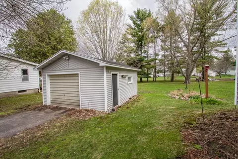 321 E 1st Ave, Stanley, WI 54768 photo 27