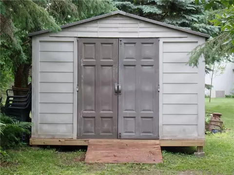 817 Auth St, Durand, WI 54736 photo 13
