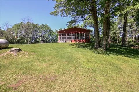 s7785 Bartig Road, Augusta, WI 54722 photo 4