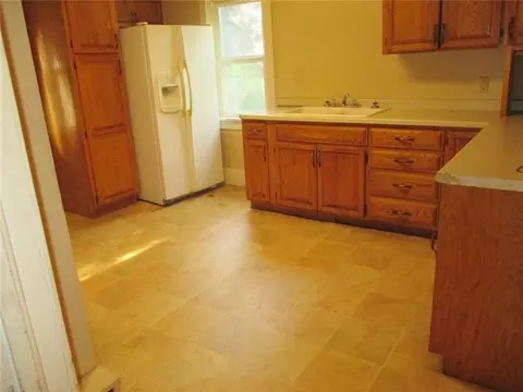 205 2nd Ave, Stanley, WI 54768 photo 5