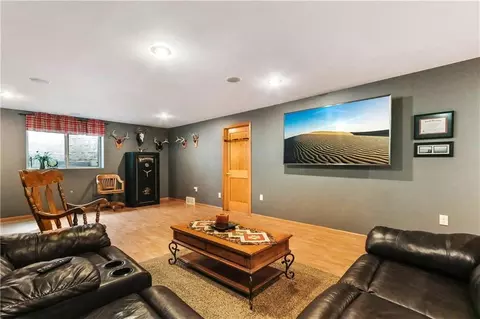 3673 Tamara Dr, Eau Claire, WI 54701 photo 21