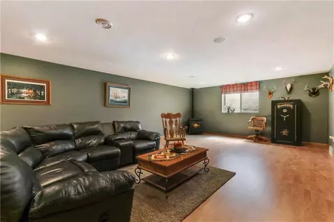 3673 Tamara Dr, Eau Claire, WI 54701 photo 20