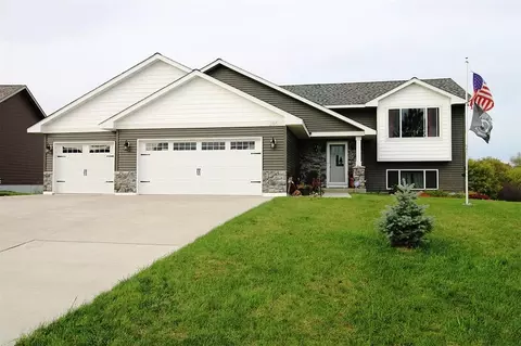 285 Pintail St, Baldwin, WI 54002 photo 1