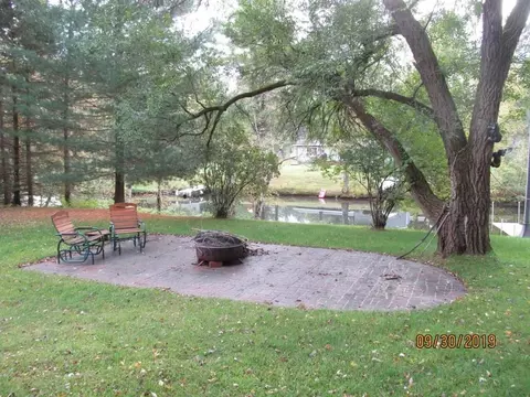 27490 268th St, Holcombe, WI 54745 photo 4