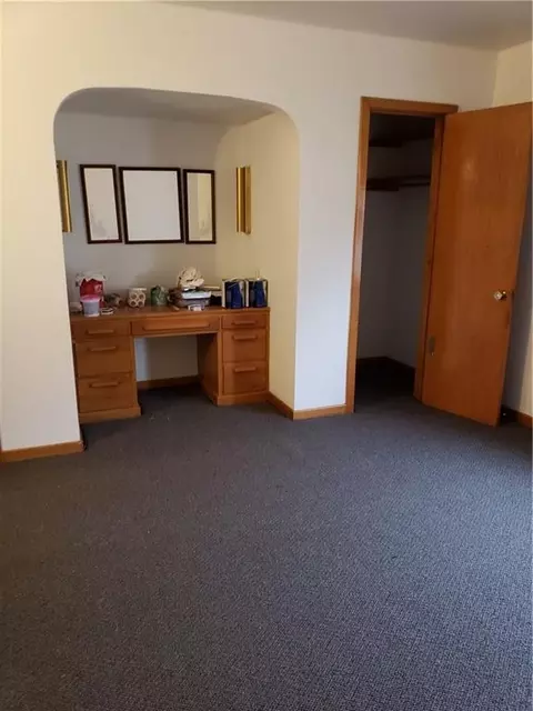927 E St John St, Boyd, WI 54726 photo 5