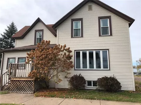 522 E Spring St, Chippewa Falls, WI 54729 photo 1