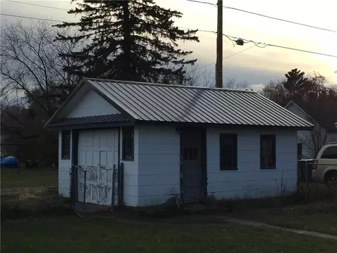 102 3rd Ave, Shell Lake, WI 54871 photo 3