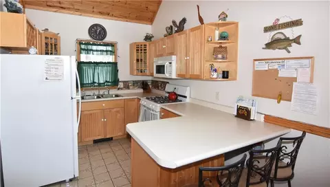320 Lakeview Dr, Chetek, WI 54728 photo 5