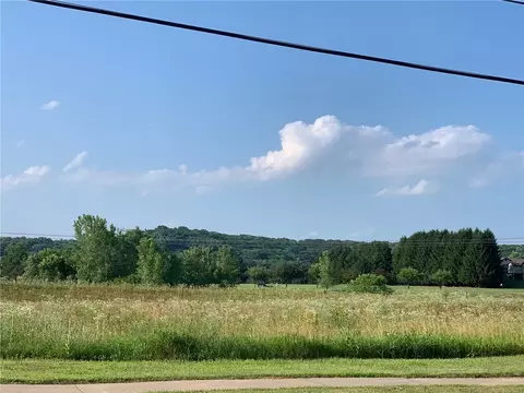 4136 Lasalle St, Eau Claire, WI 54703