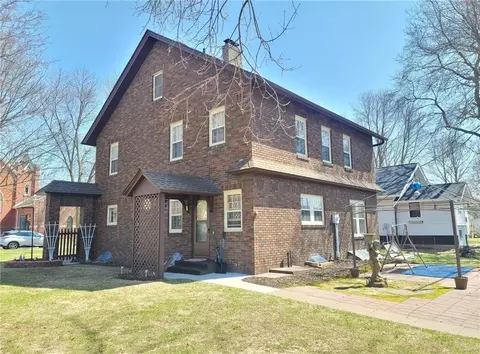 1803 Jackson St, Bloomer, WI 54724 photo 3