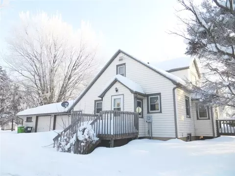 405 E Stanley St, Thorp, WI 54771 photo 1