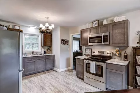 3718 Brian St, Eau Claire, WI 54701 photo 9