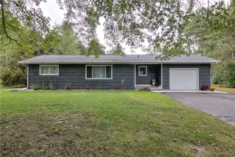 3718 Brian St, Eau Claire, WI 54701 photo 1