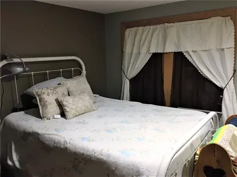 705 E Park Ave, Luck, WI 54853 photo 10