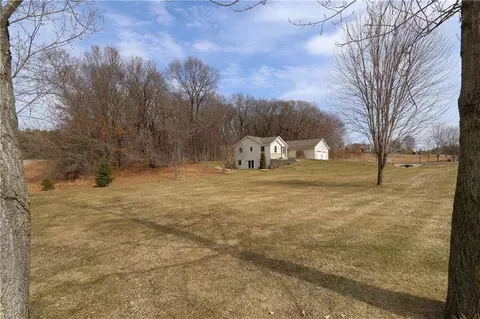 e4460 Interlachen Boulevard, Eleva, WI 54738 photo 3