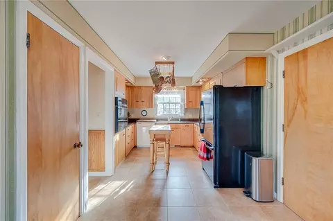 716 E Park, Luck, WI 54853 photo 3