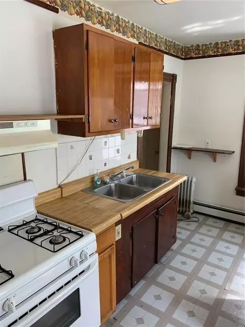 614 Smith St, Spooner, WI 54801 photo 8