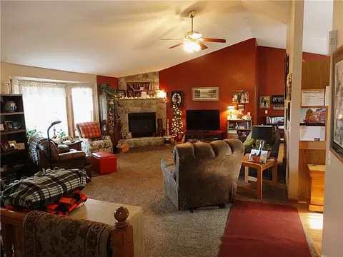 324 Rudolph Rd, Cameron, WI 54822 photo 5