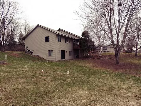 324 Rudolph Rd, Cameron, WI 54822 photo 2