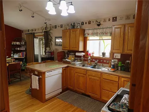 324 Rudolph Rd, Cameron, WI 54822 photo 7