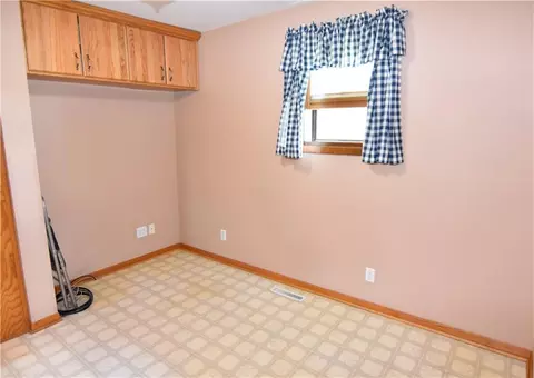 1065 16th Ave, Barron, WI 54812 photo 9