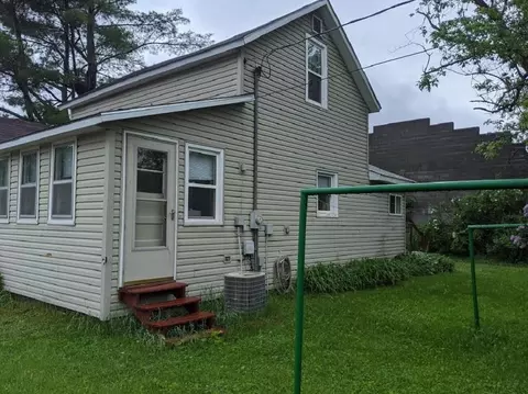 413 Tainter St, Chetek, WI 54728 photo 4