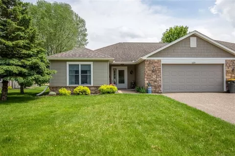 1825 Windmill Dr, Baldwin, WI 54002 photo 1