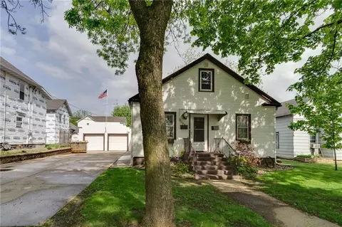 1708 Jackson St, Bloomer, WI 54724 photo 2